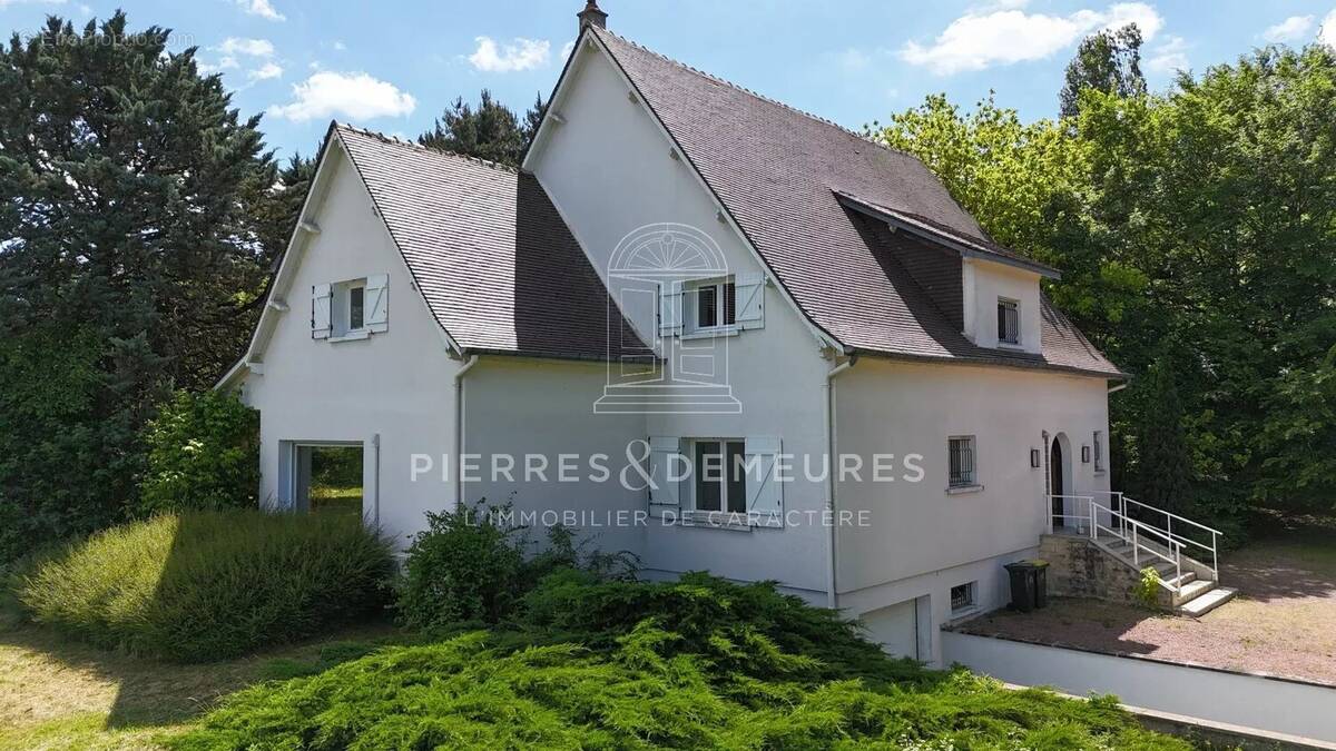 Maison à SAINT-DOULCHARD