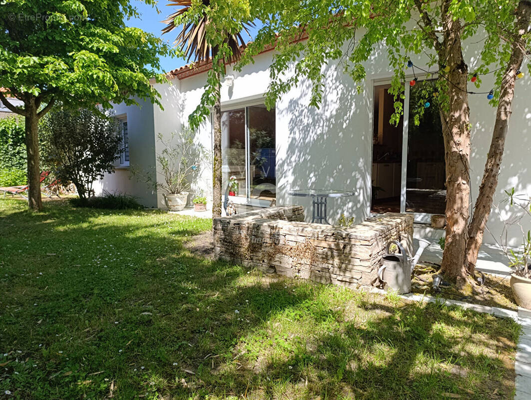 Maison à SAINT-SEBASTIEN-SUR-LOIRE
