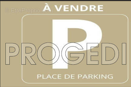 Parking à BEAUSOLEIL