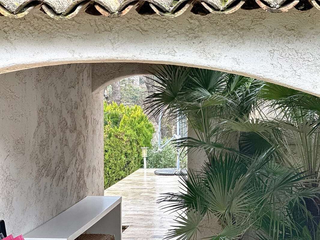 Maison à LE ROURET