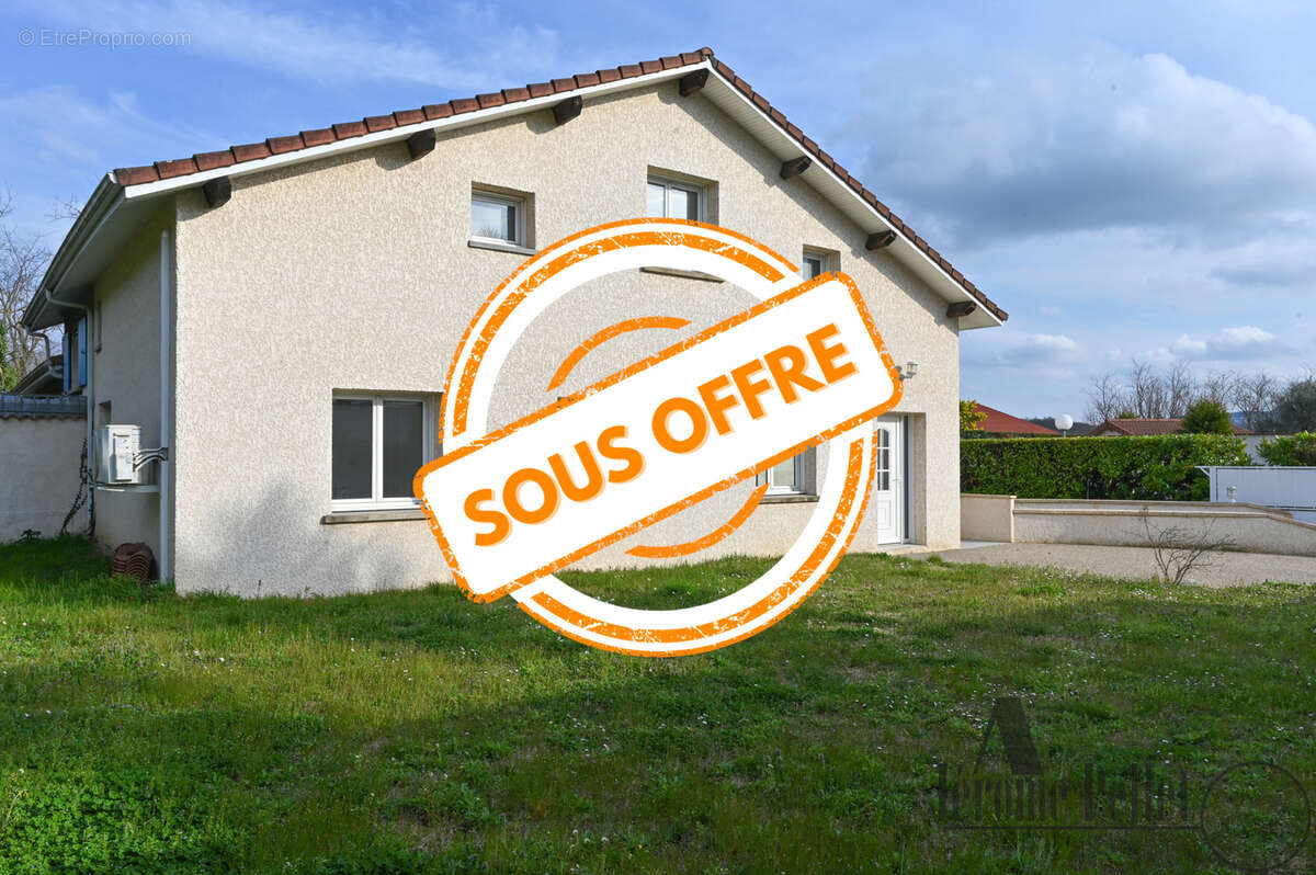 Maison à TERNAY