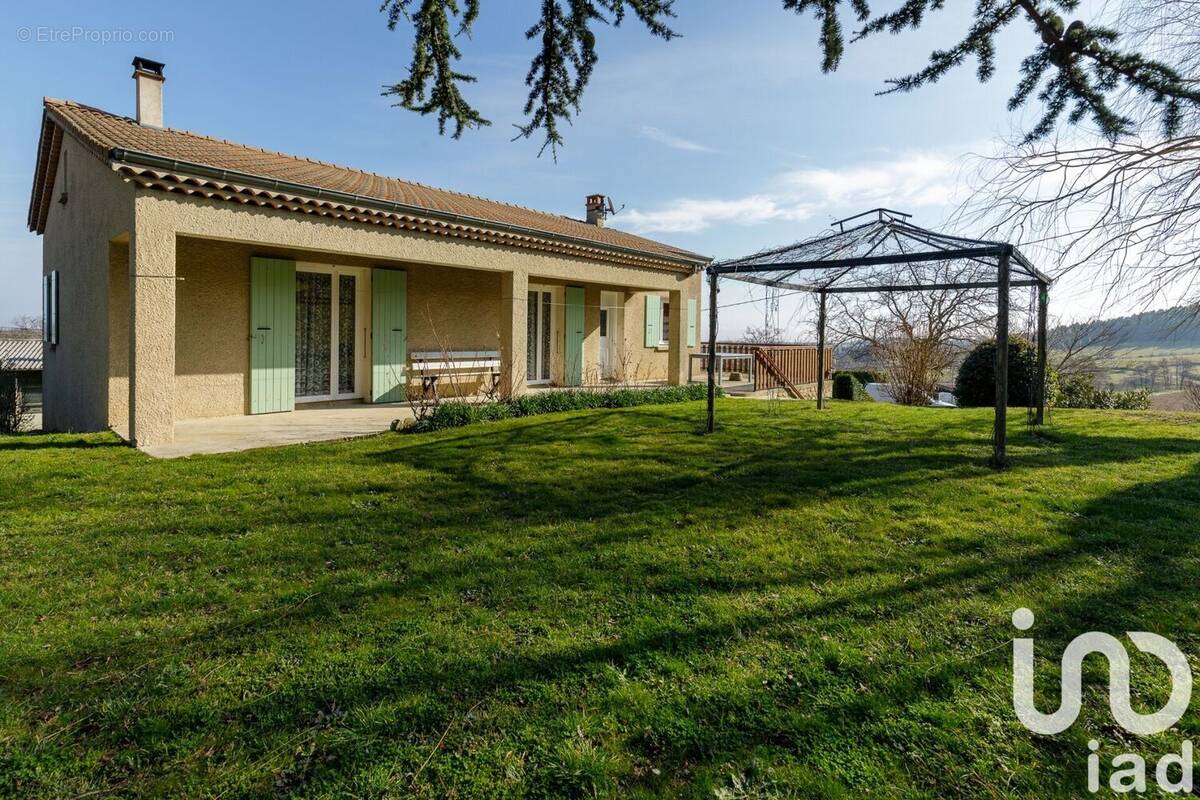 Photo 1 - Maison à SAINT-VICTOR