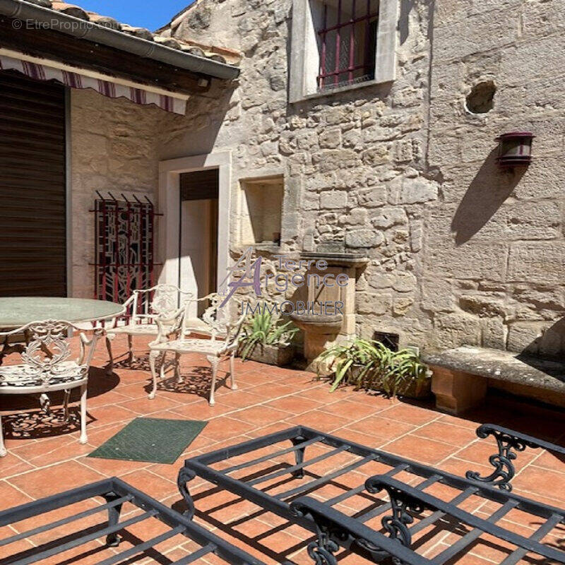 Maison à BEAUCAIRE