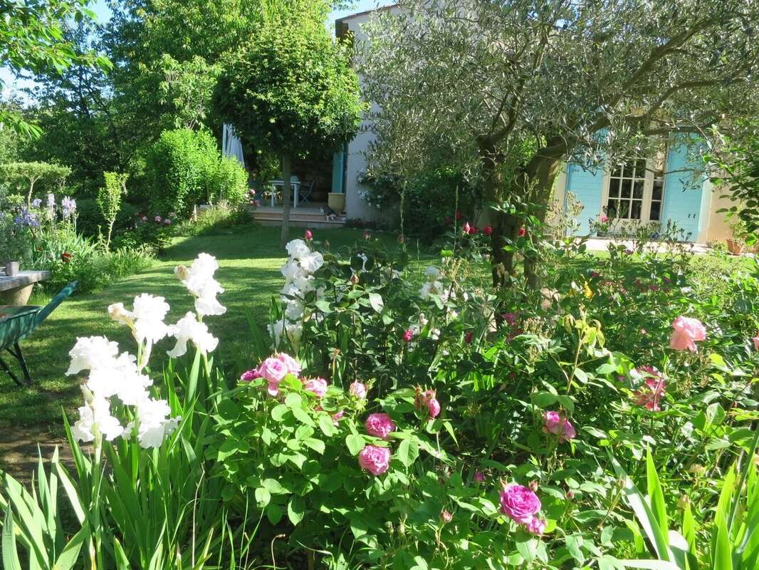 Maison à COTIGNAC