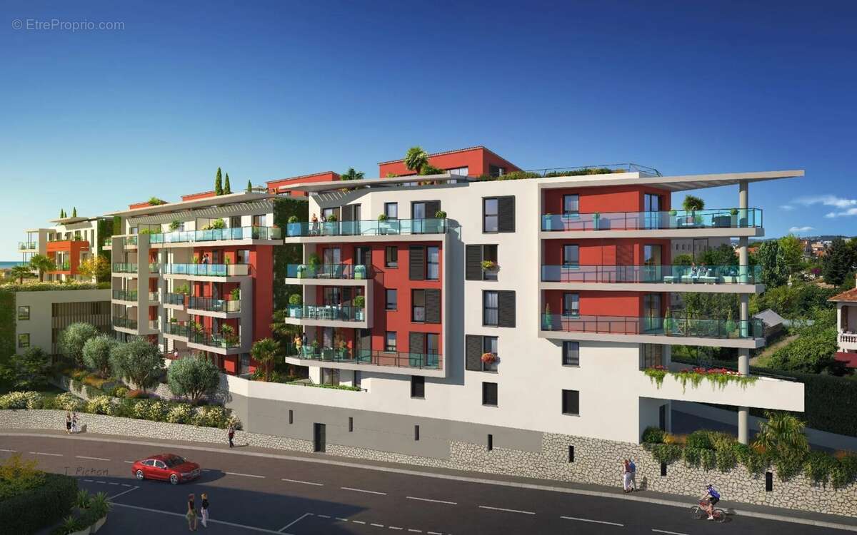 Appartement à SAINT-LAURENT-DU-VAR