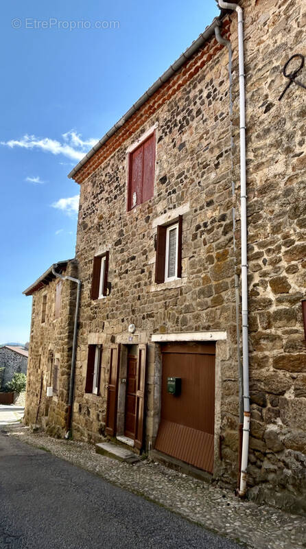 Maison à PRADELLES