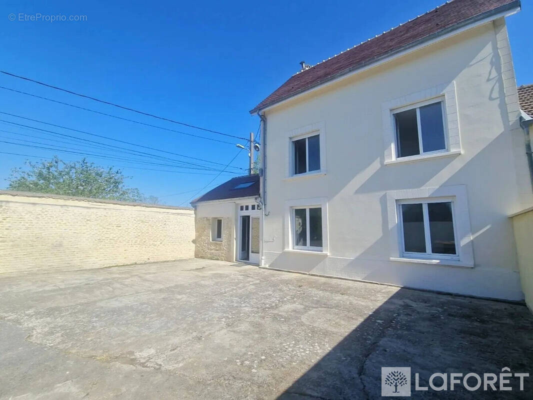 Maison à AMFREVILLE