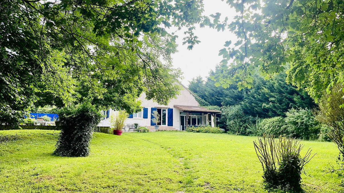 Maison à BOIS-LE-ROI