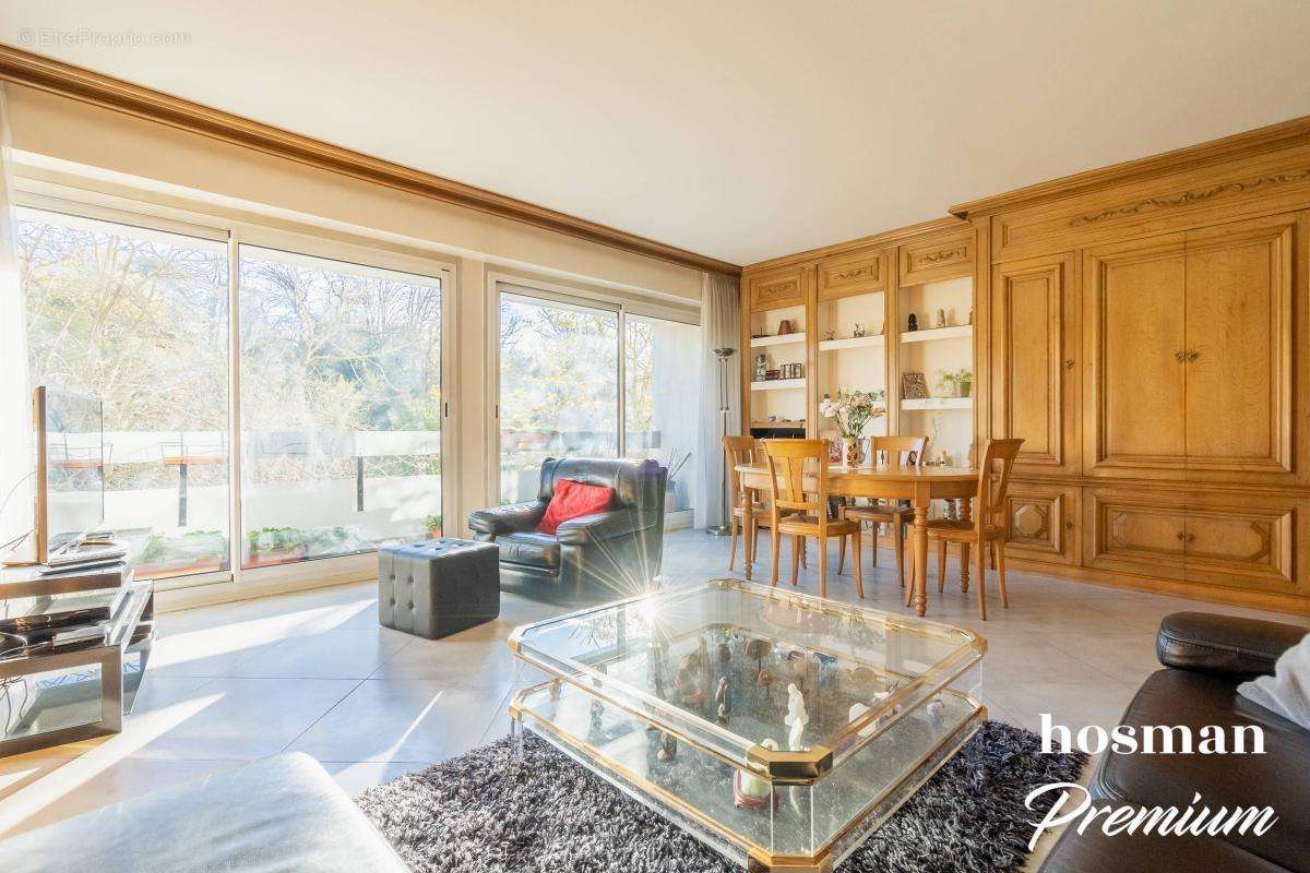 Appartement à PARIS-19E