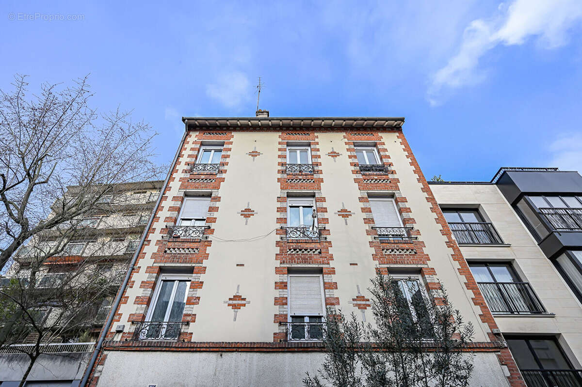 Appartement à SURESNES