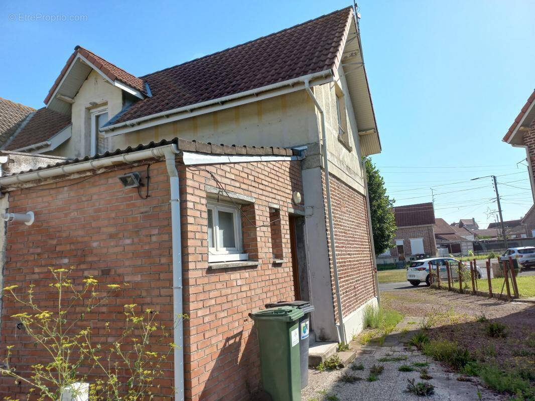 Maison à NOYELLES-LES-VERMELLES