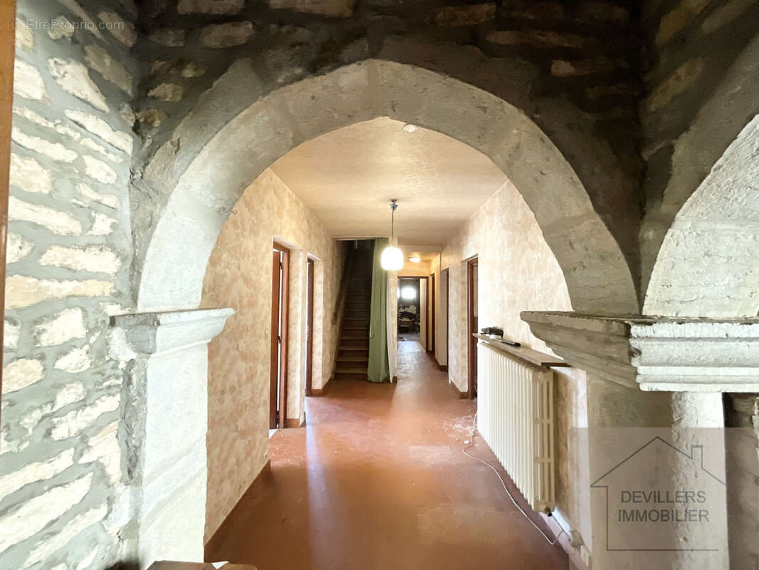 Appartement à NANCRAY