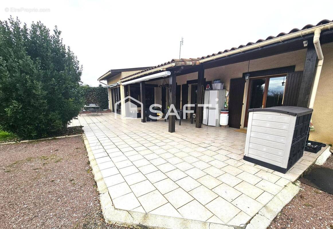 Photo 1 - Maison à NEUVIC