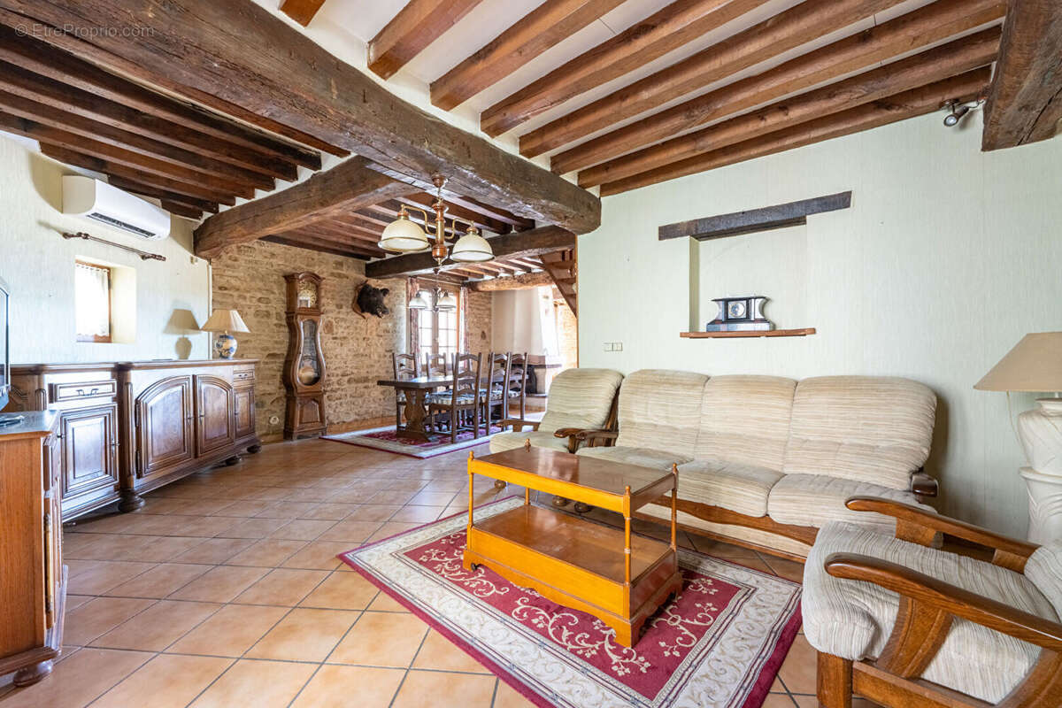 Maison à MAGNY-EN-VEXIN