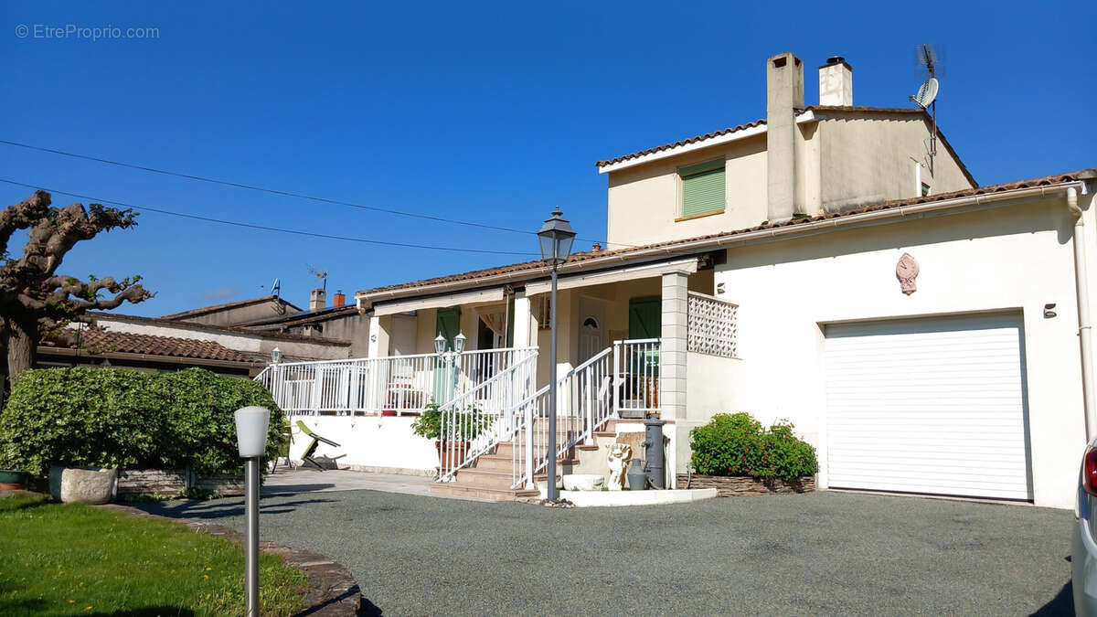Maison à LE POUJOL-SUR-ORB