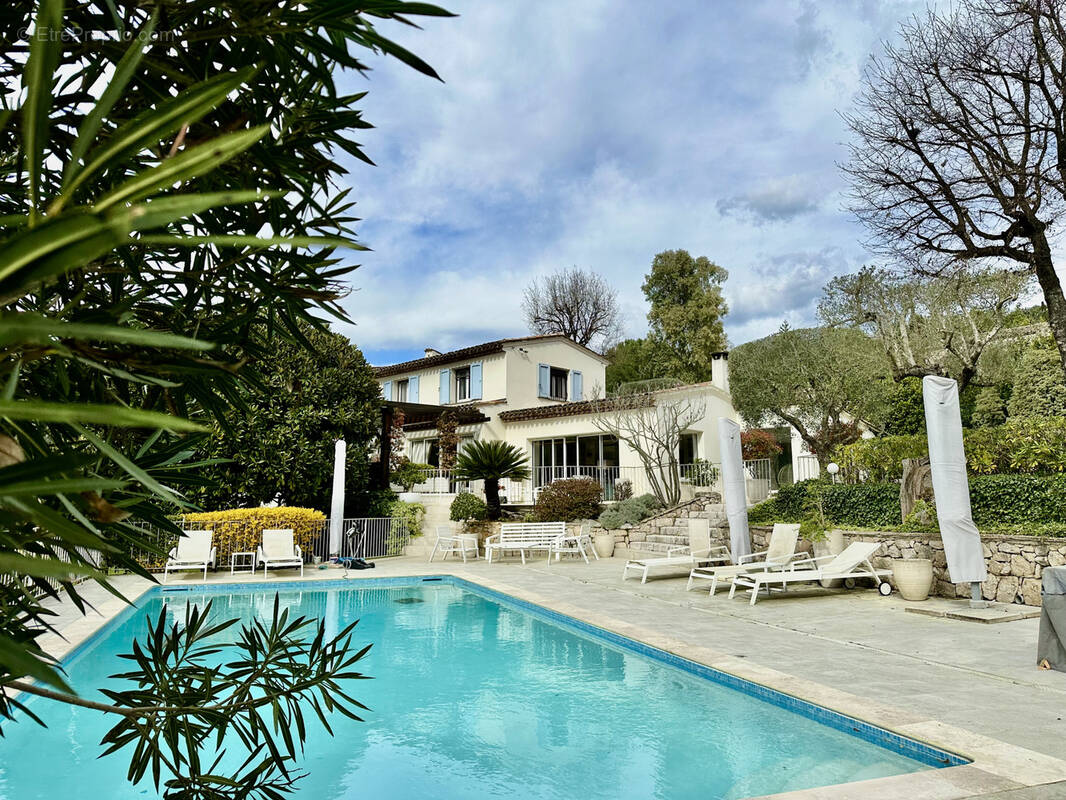 Maison à LA TURBIE