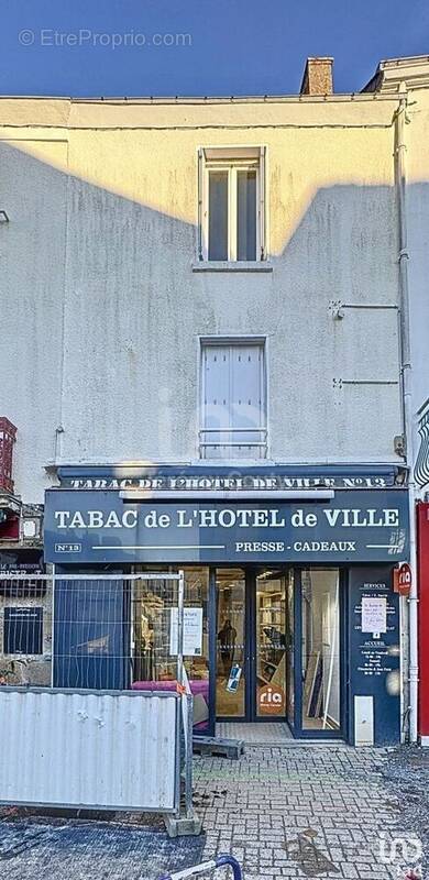 Photo 1 - Commerce à SAVENAY