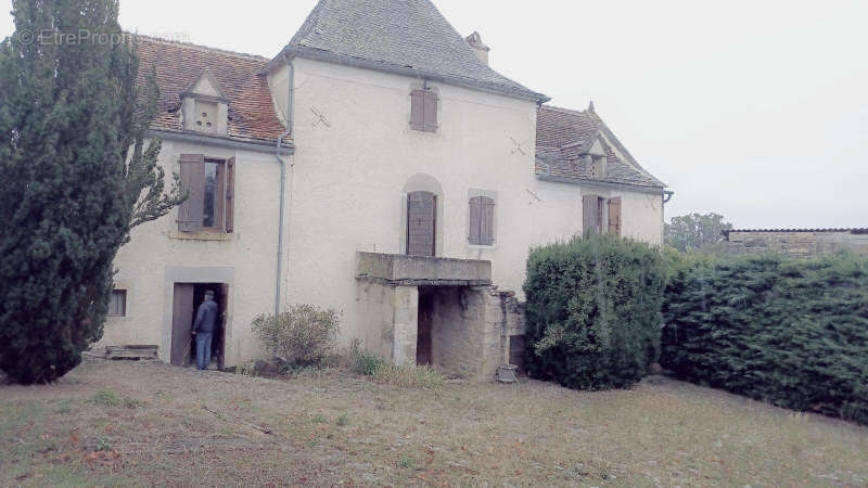 Maison à PUYLAGARDE