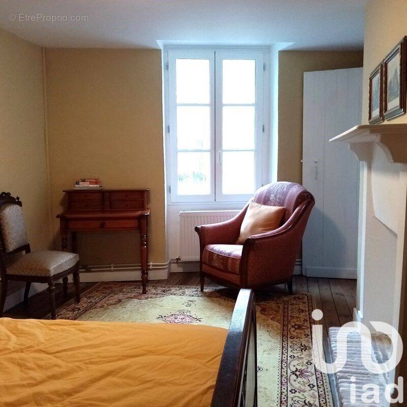 Photo 1 - Maison à MAGNAC-LAVAL