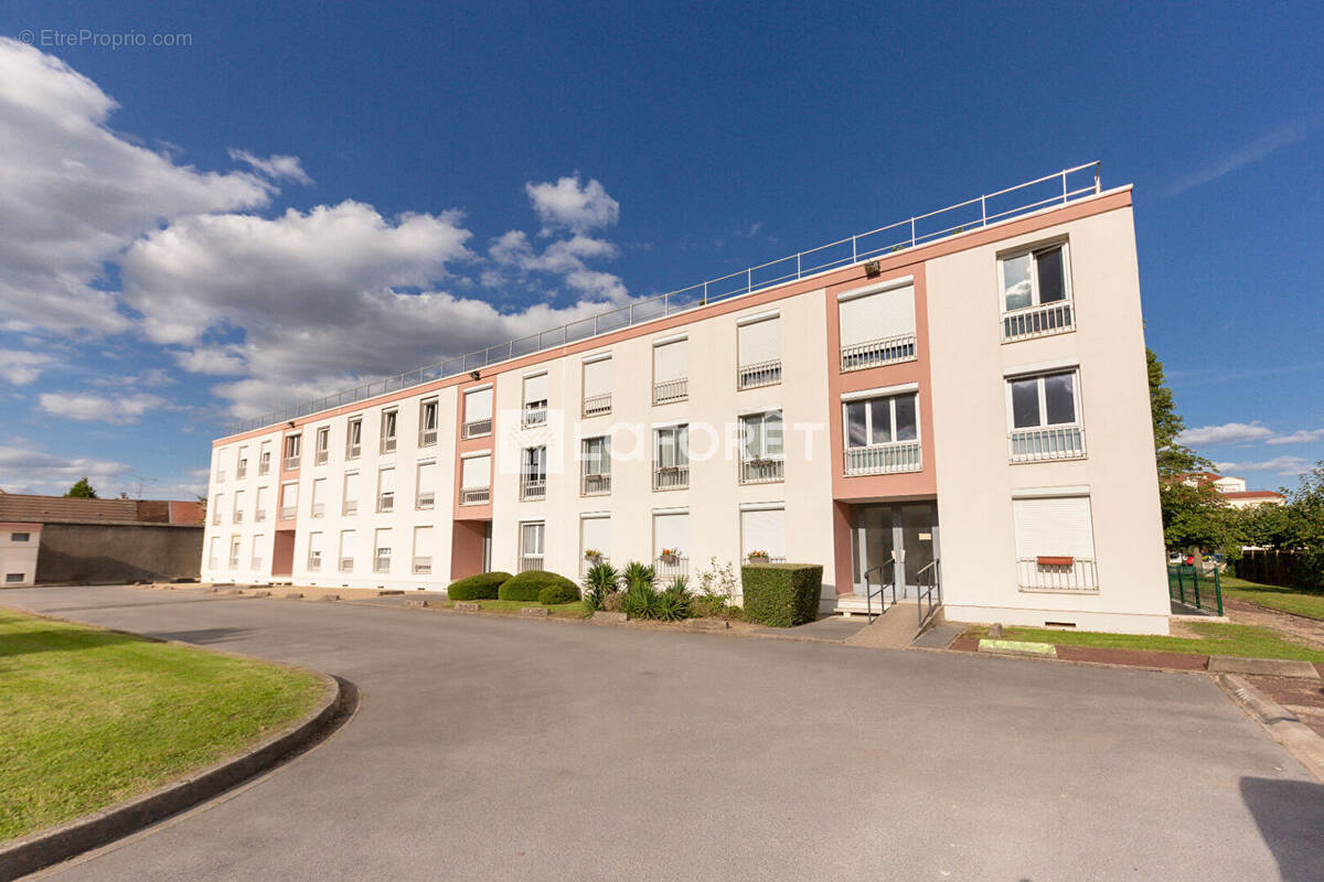 Appartement à ROISSY-EN-BRIE