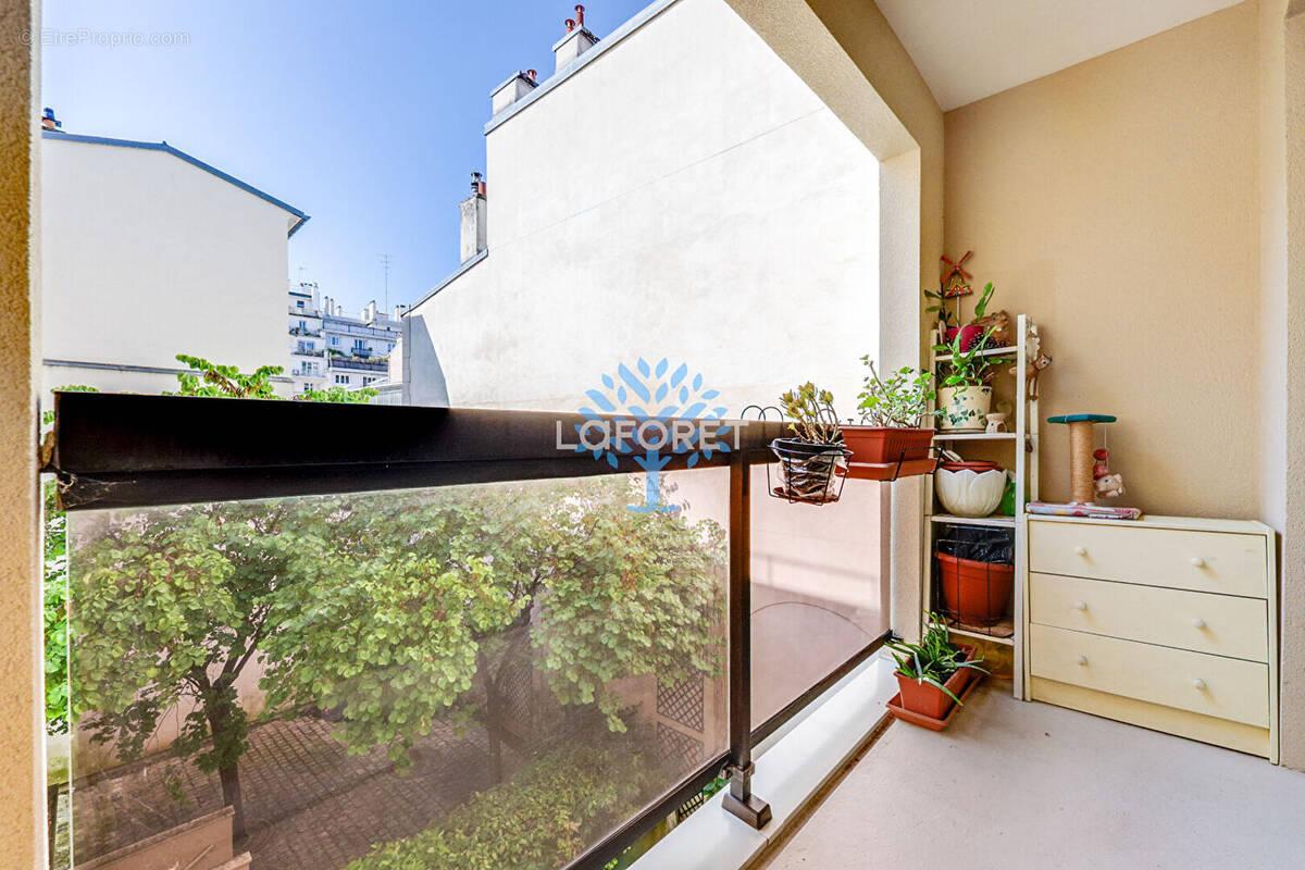 Appartement à PARIS-20E