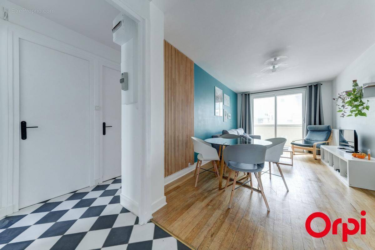 Appartement à LYON-6E