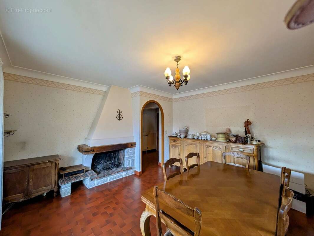 Maison à UGINE