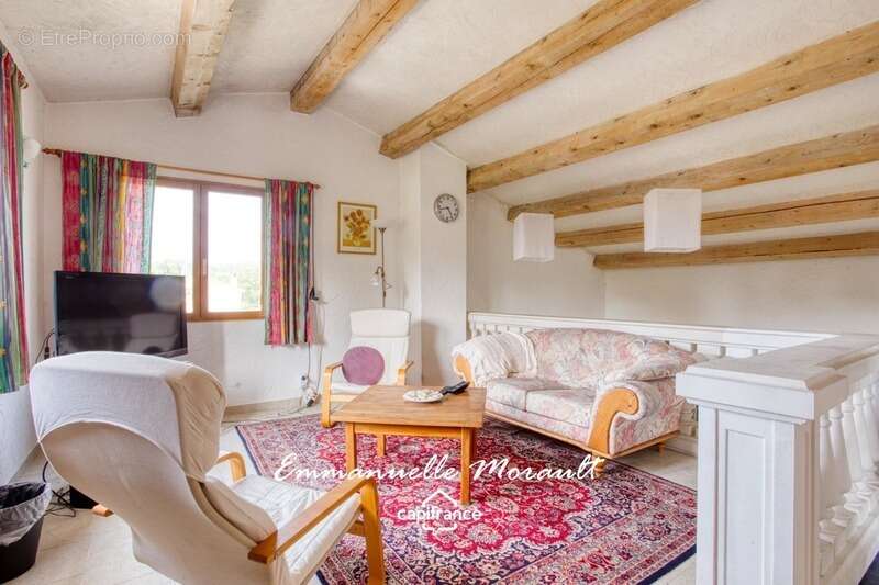 Maison à BAGNOLS-EN-FORET
