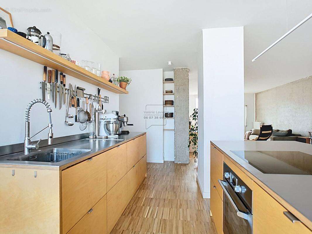 Appartement à MARSEILLE-1E