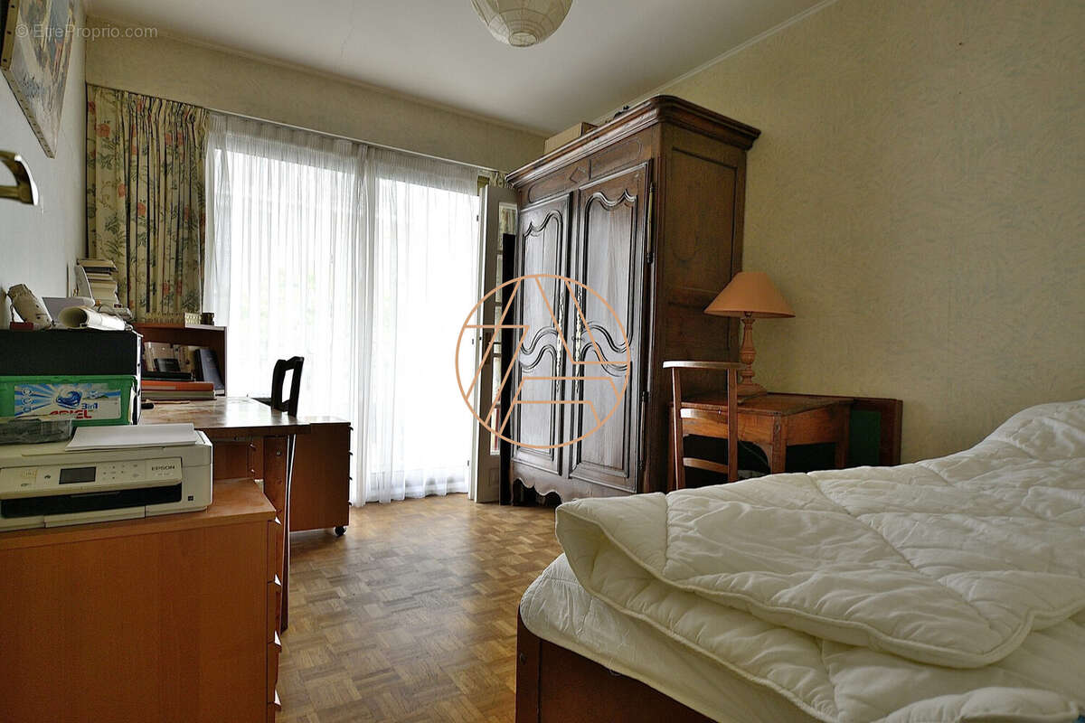 Appartement à SAINT-MAUR-DES-FOSSES