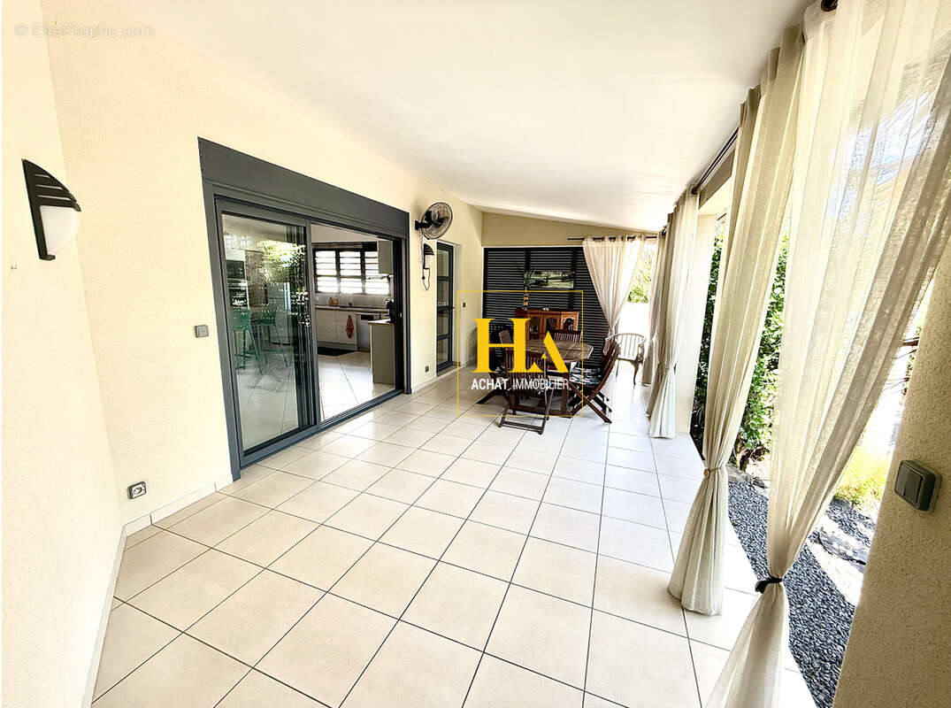 Maison à ENTRE-DEUX