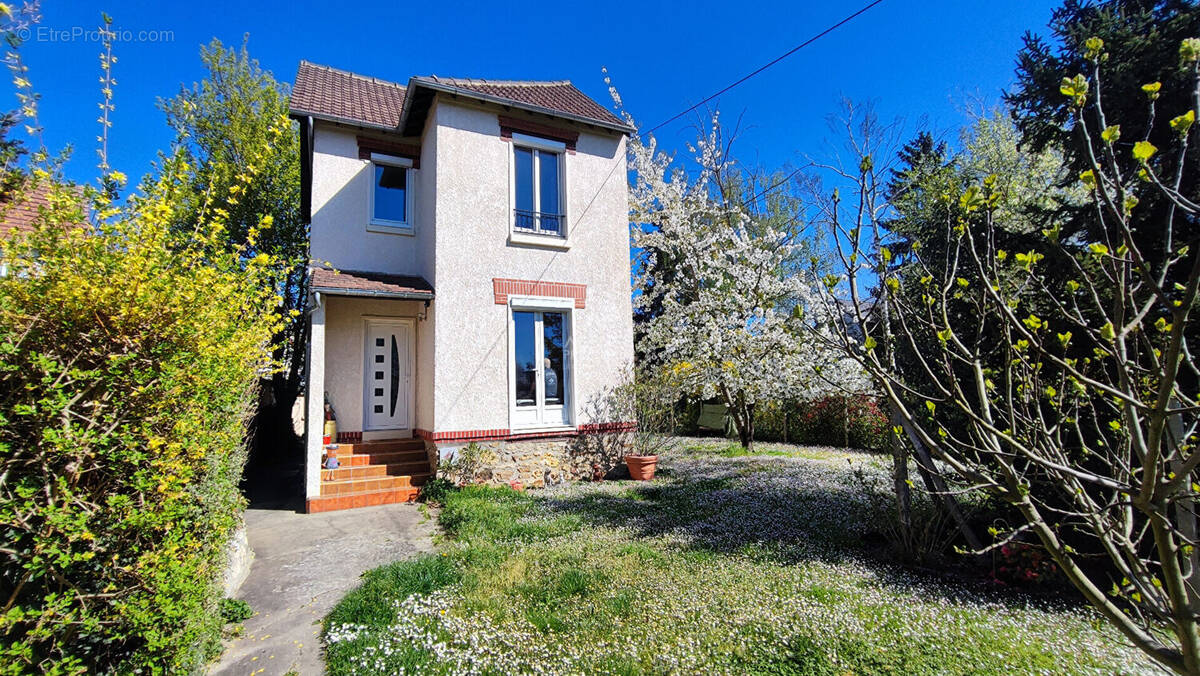 Maison à ERMONT