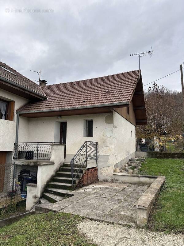 Appartement à ALBENS