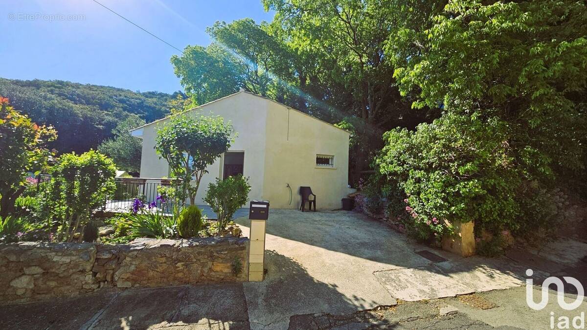 Photo 1 - Maison à CABREROLLES