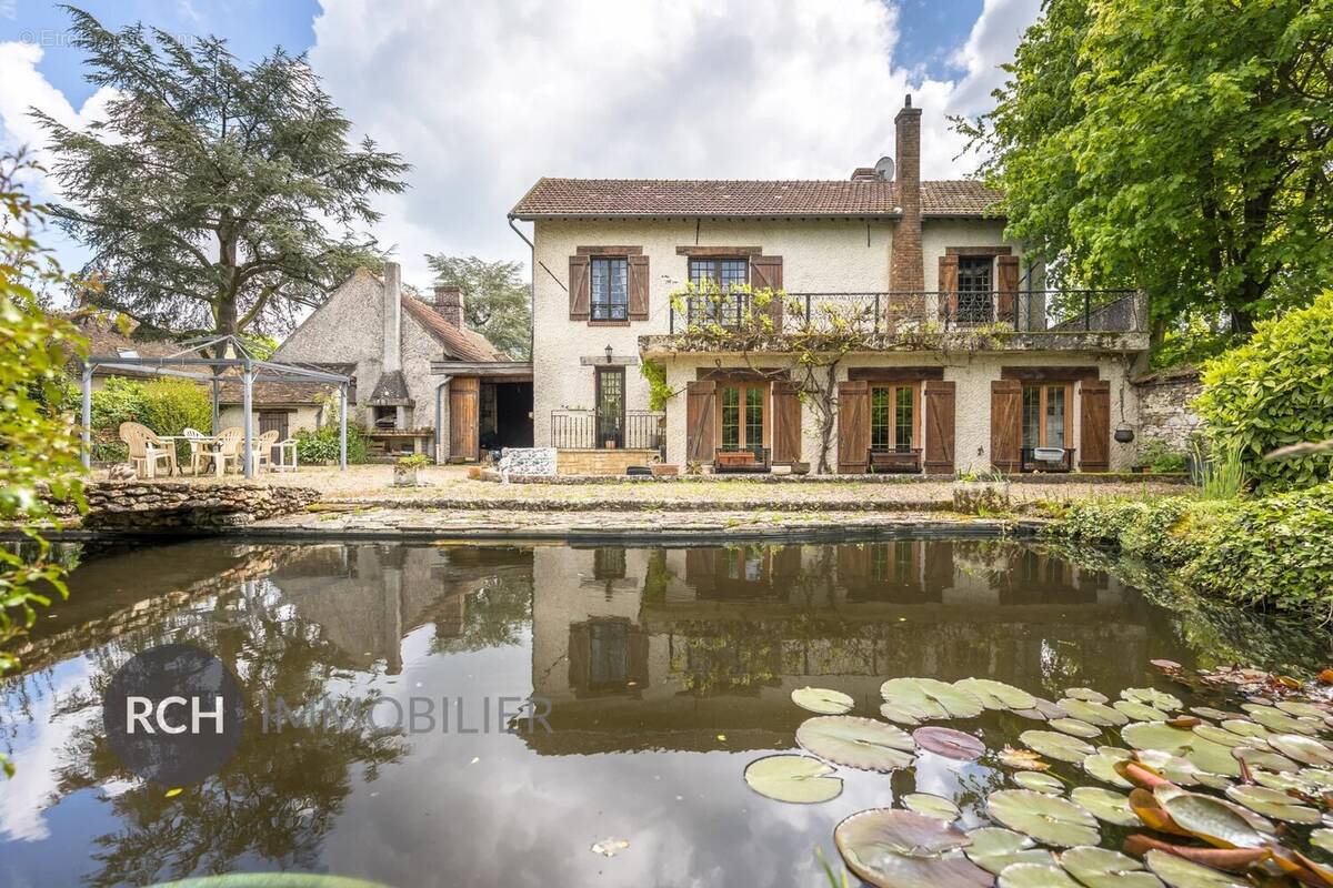 Maison à MONTFORT-L&#039;AMAURY