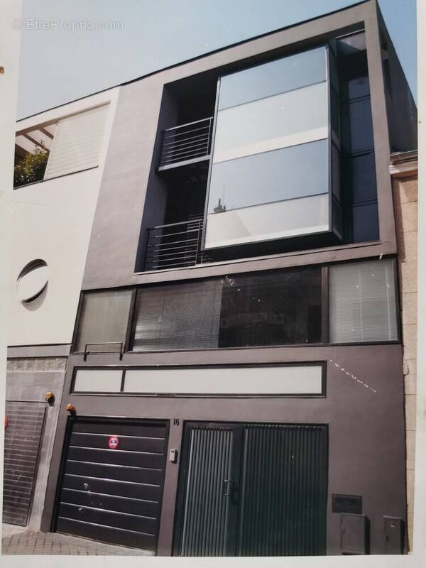 Appartement à PARIS-15E