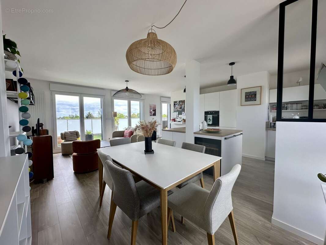 Appartement à THORIGNE-FOUILLARD