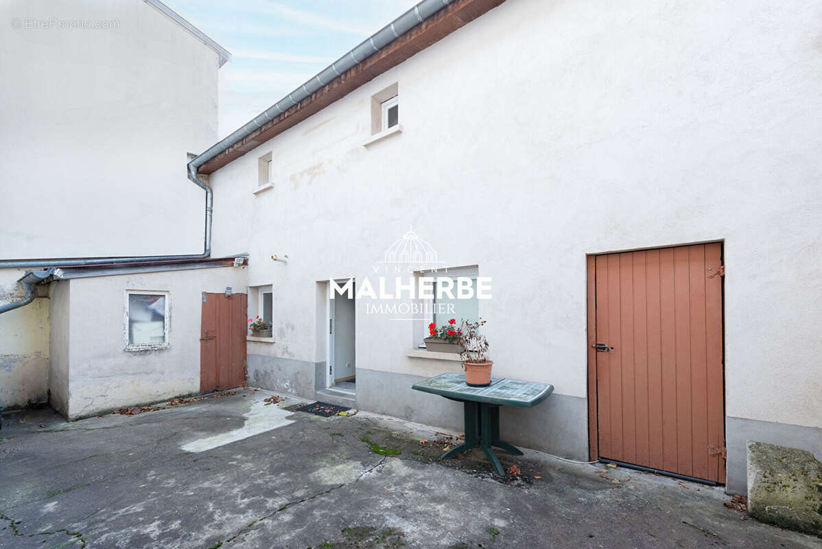 Appartement à LANEUVEVILLE-DEVANT-NANCY