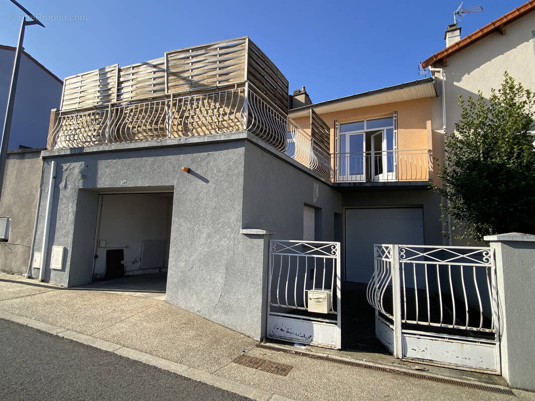 Maison à ROMAGNAT