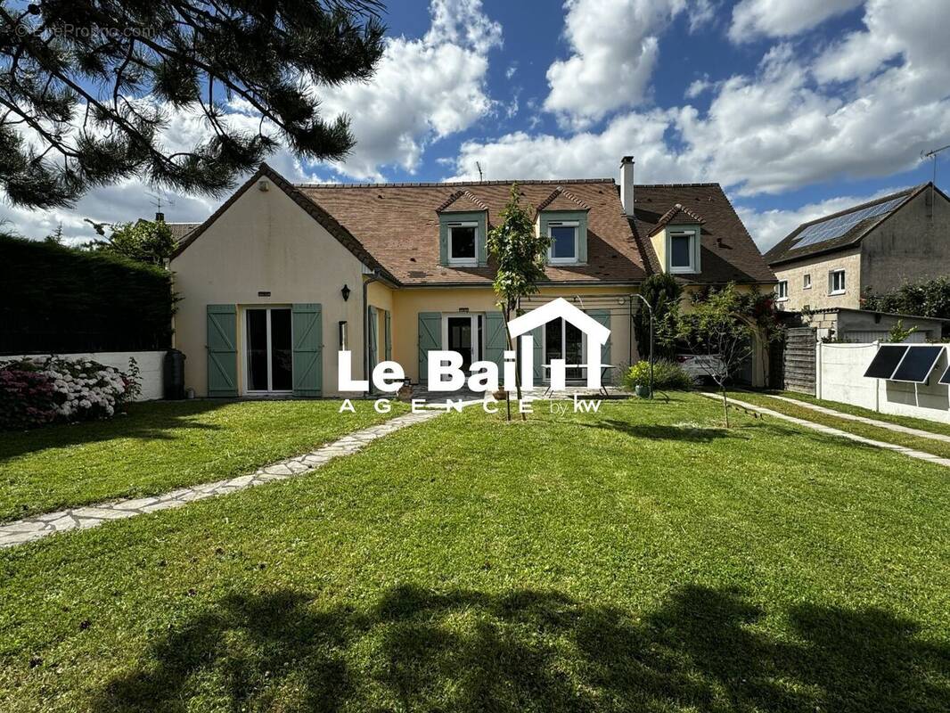 Maison à OSNY