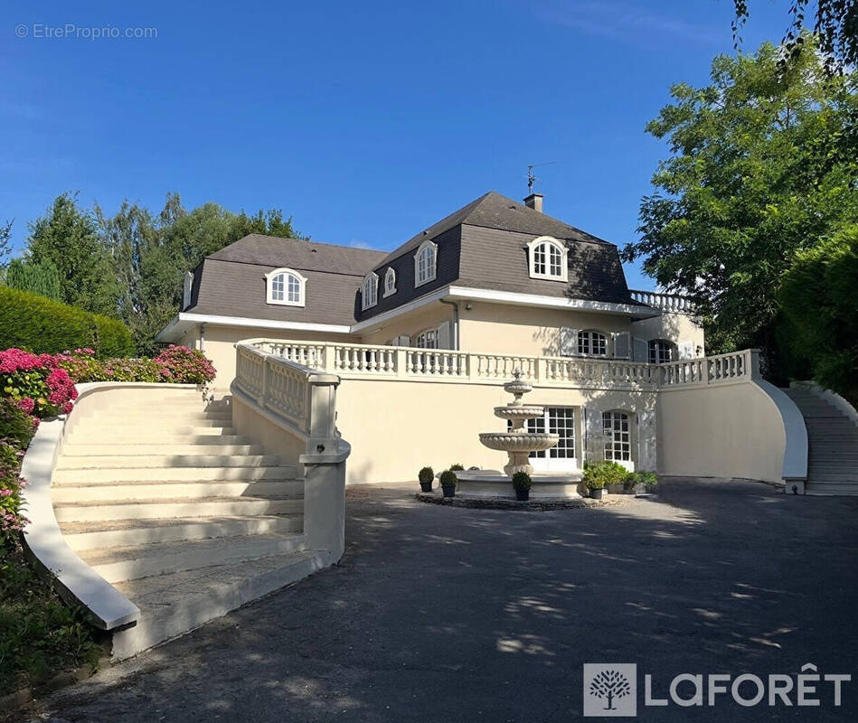 Maison à AIRE-SUR-LA-LYS
