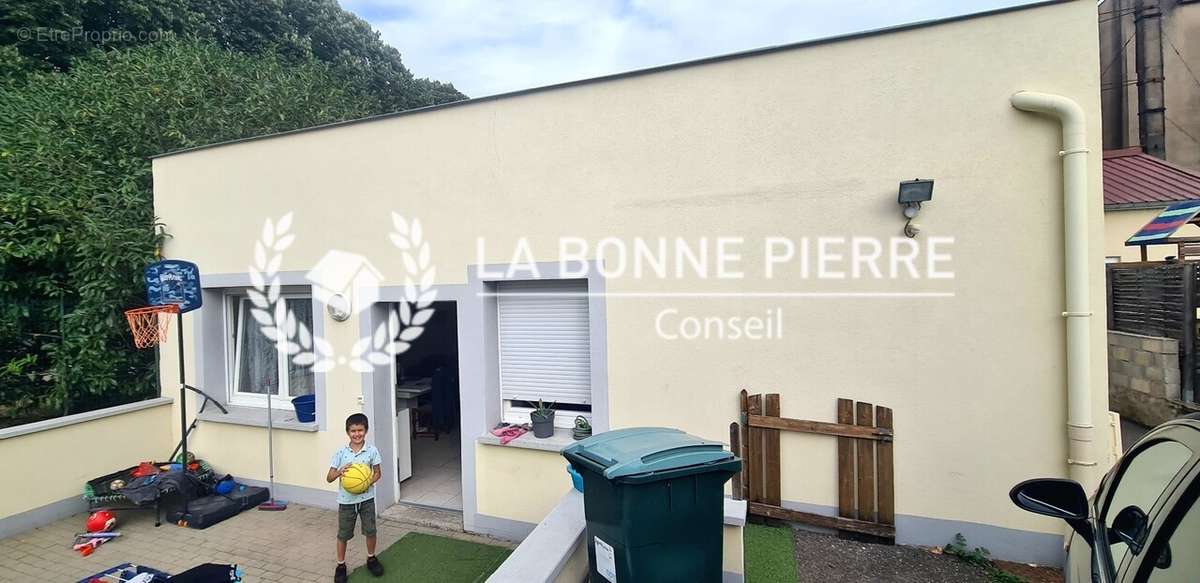 Appartement à JOEUF