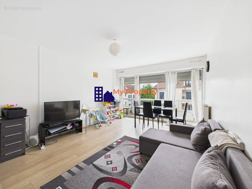 Appartement à MAISONS-LAFFITTE