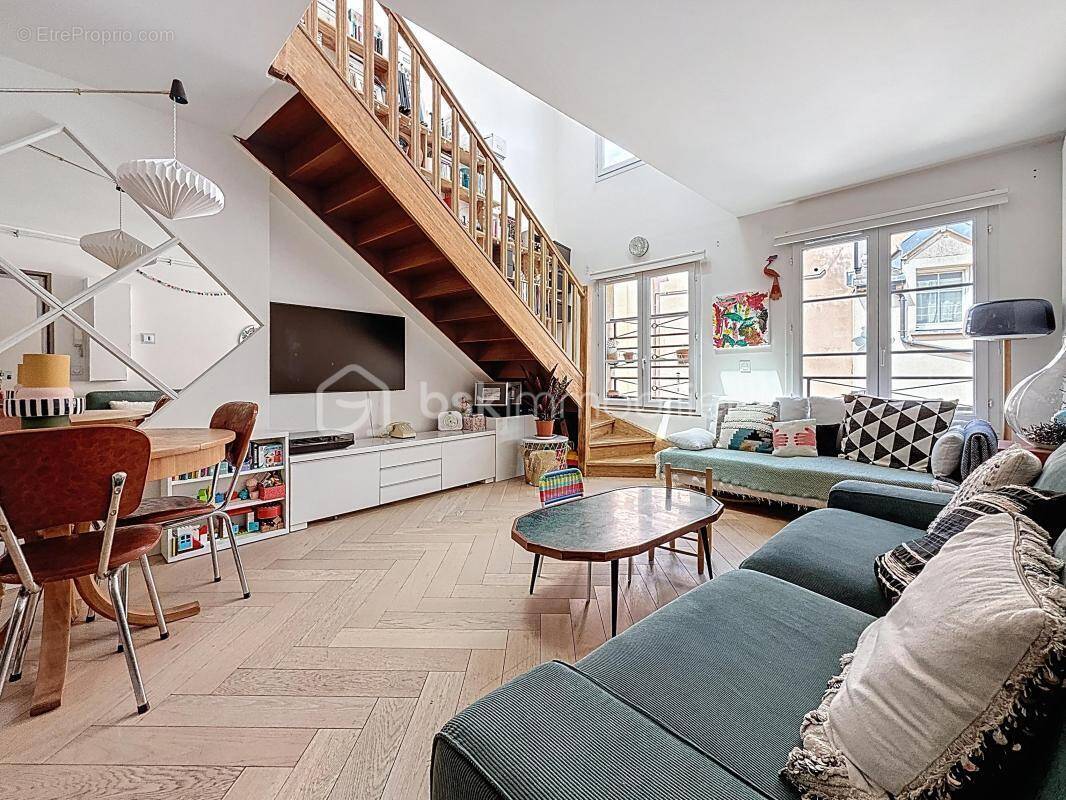 Appartement à NANTERRE