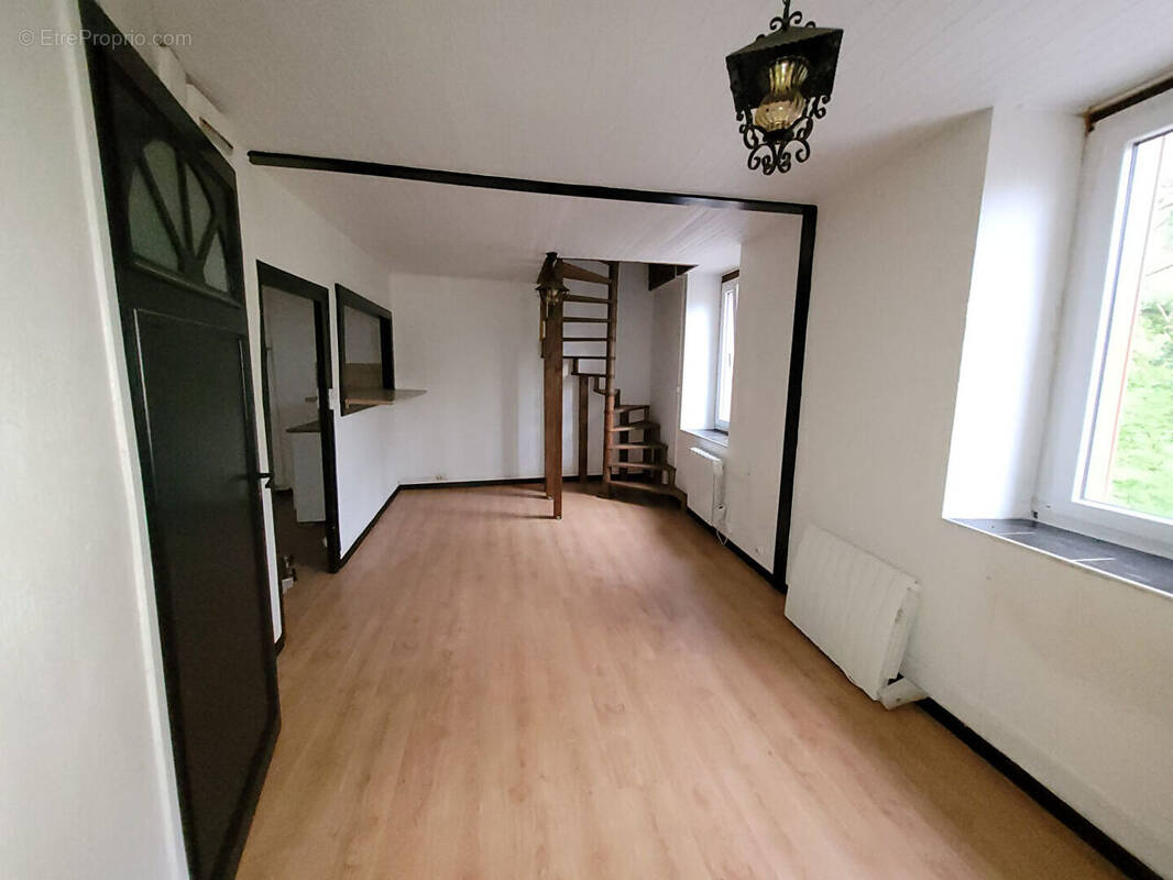Appartement à TENAY