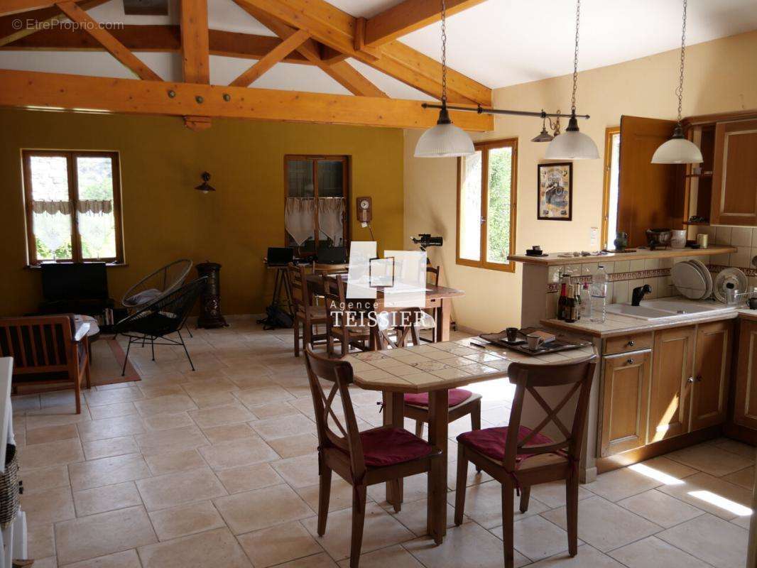 Maison à LES VANS