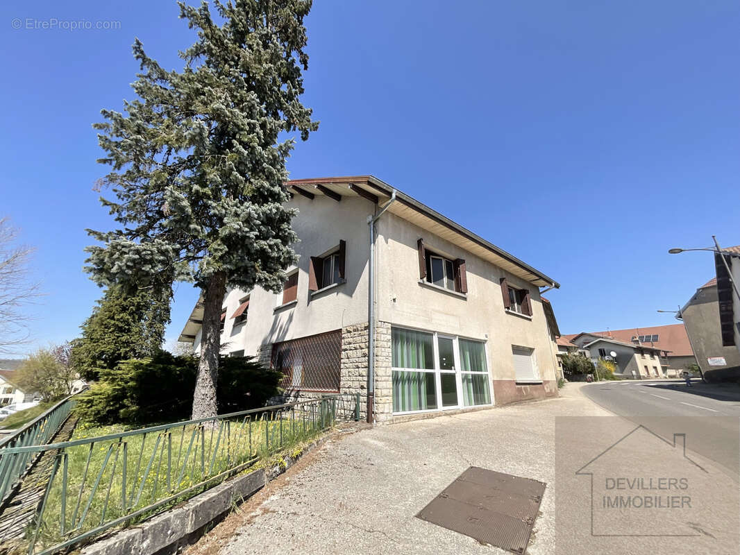 Appartement à NANCRAY