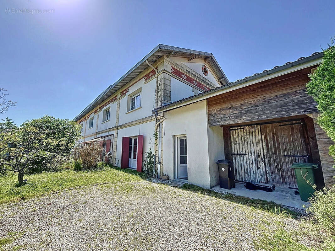 Maison à BLANQUEFORT