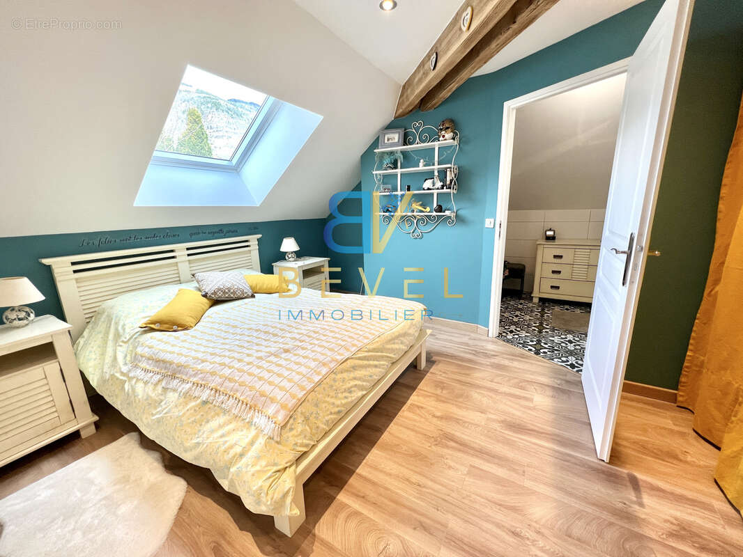 Maison à LA CHAMBRE