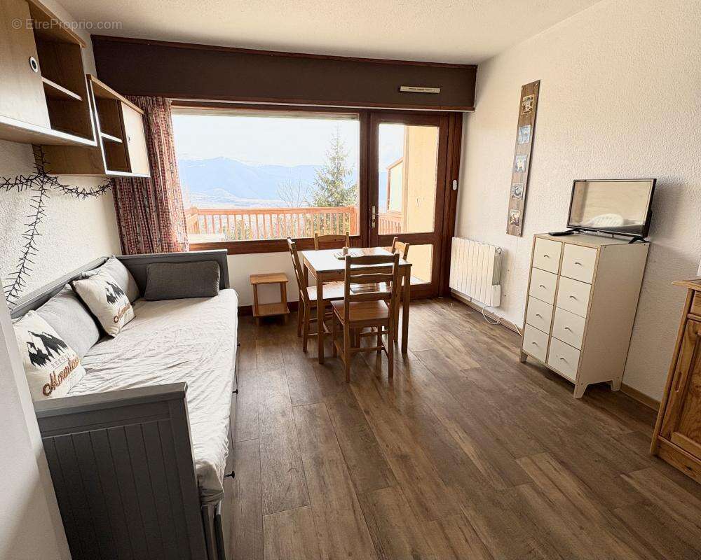 Appartement à FONT-ROMEU-ODEILLO-VIA